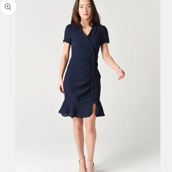 Cupcakes and Cashmere Marlyn Navy Dress Size 4 - Picture 1 of 9